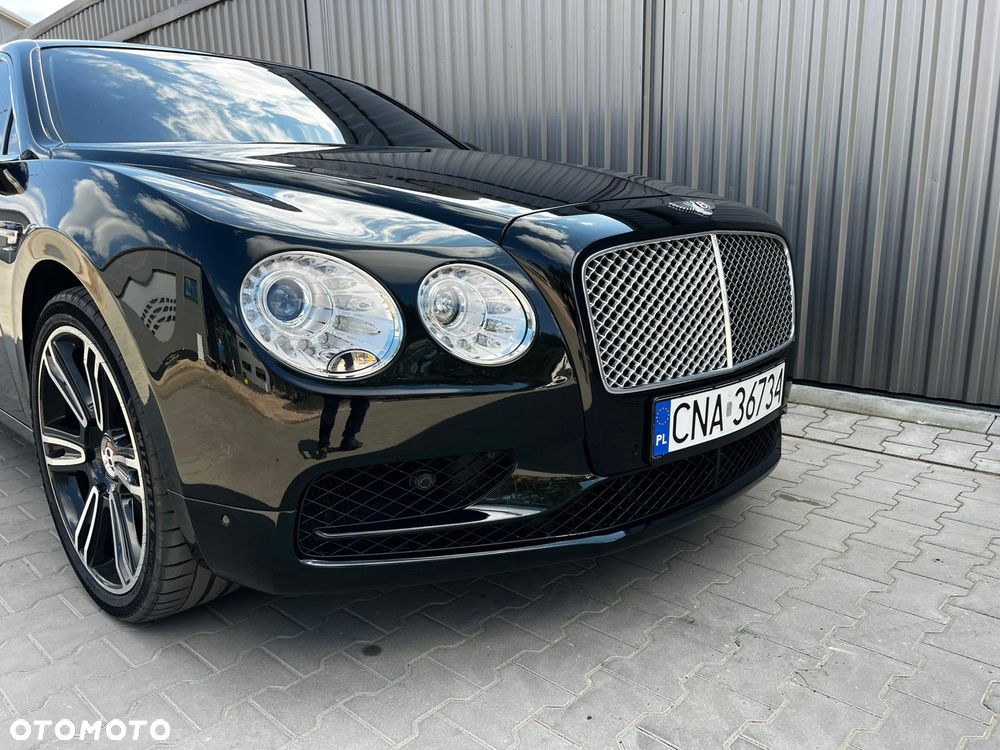 Bentley Flying Spur V8 S - 30