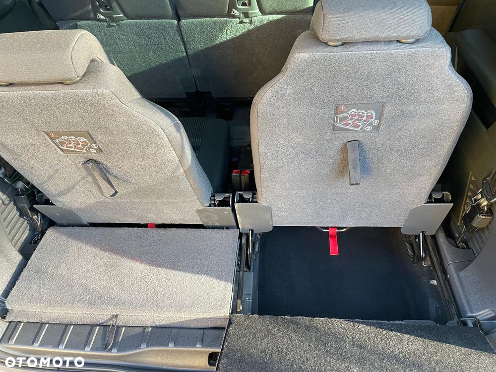 Peugeot 5008 BlueHDI 120 EAT6 Stop & Start Active - 23