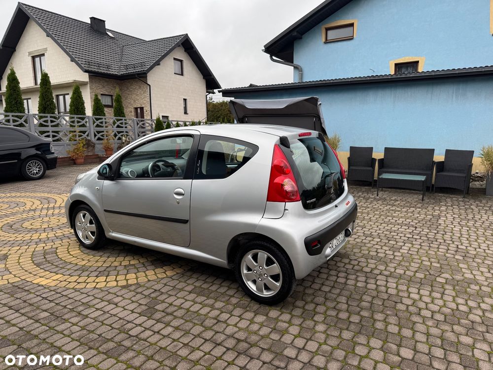 Peugeot 107 1.0 Urban Move - 6
