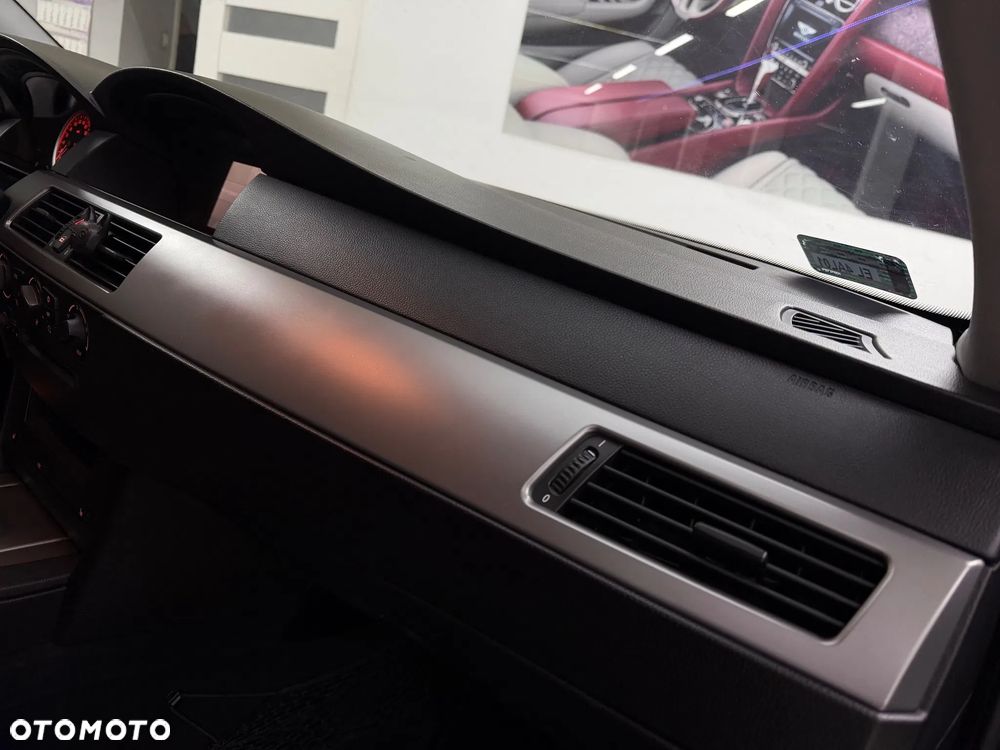 BMW Seria 5 - 17