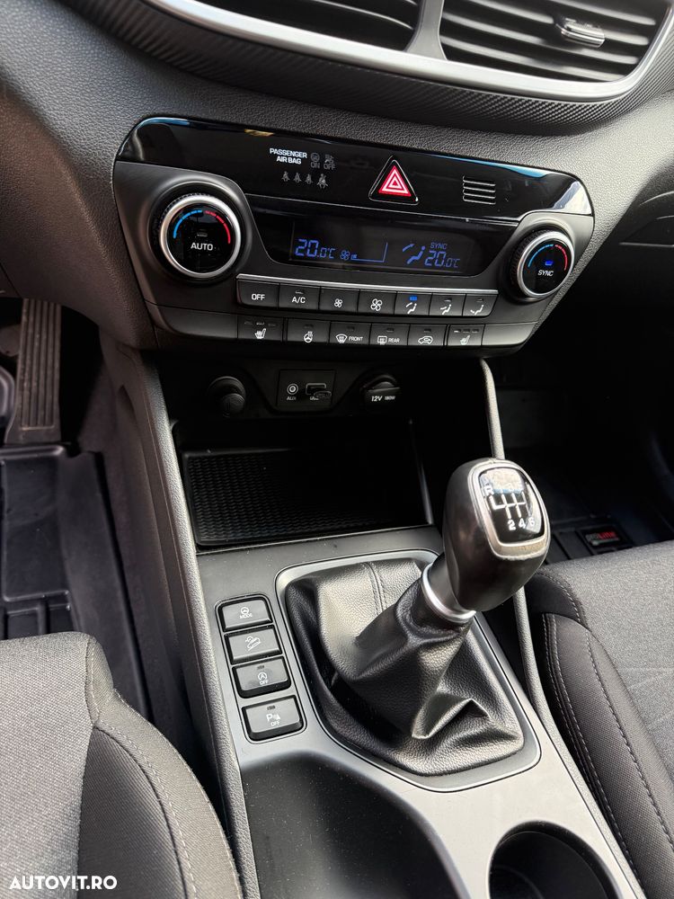 Hyundai Tucson 1.6 GDI 2WD 6MT Style - 11
