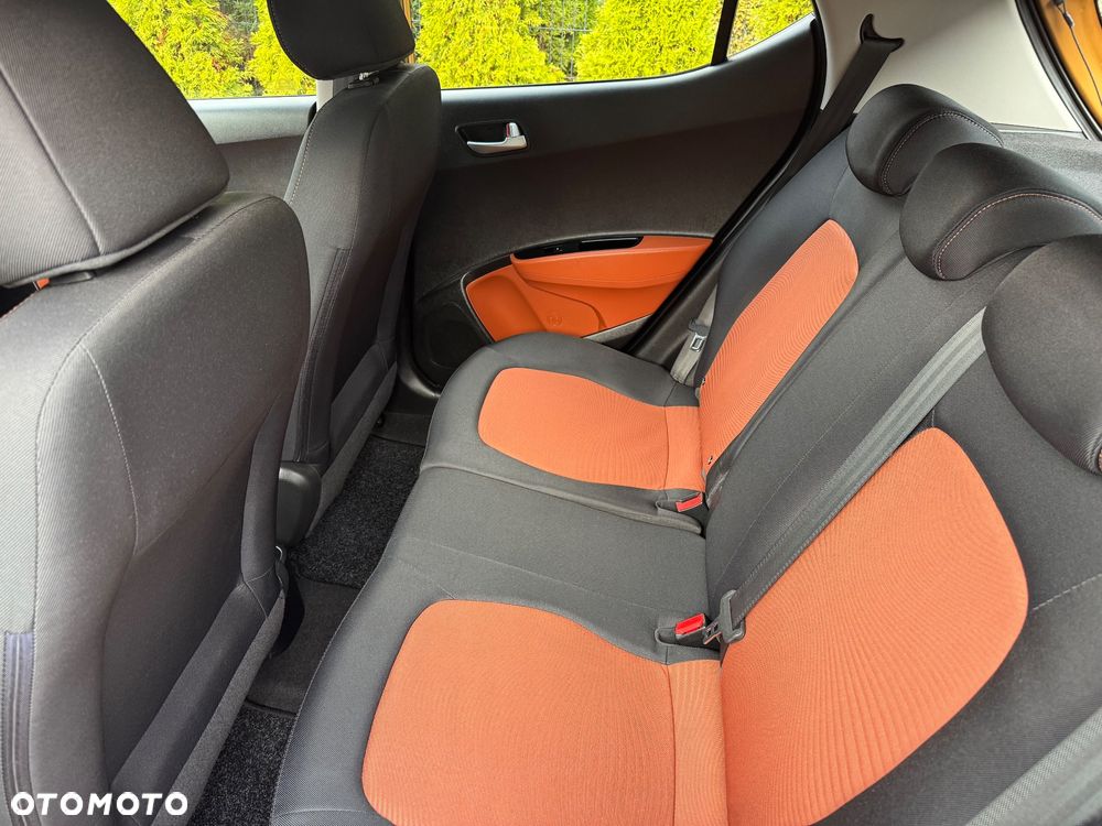 Hyundai i10 1.2 Fifa World Cup Edition - 27