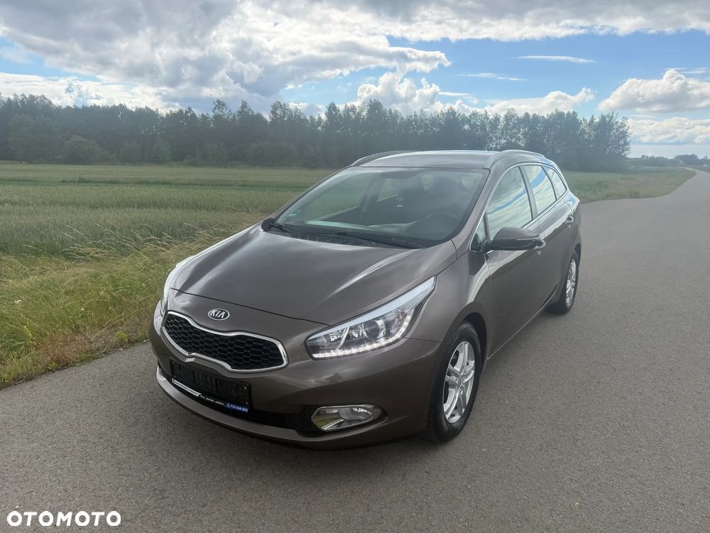 Kia Ceed - 1