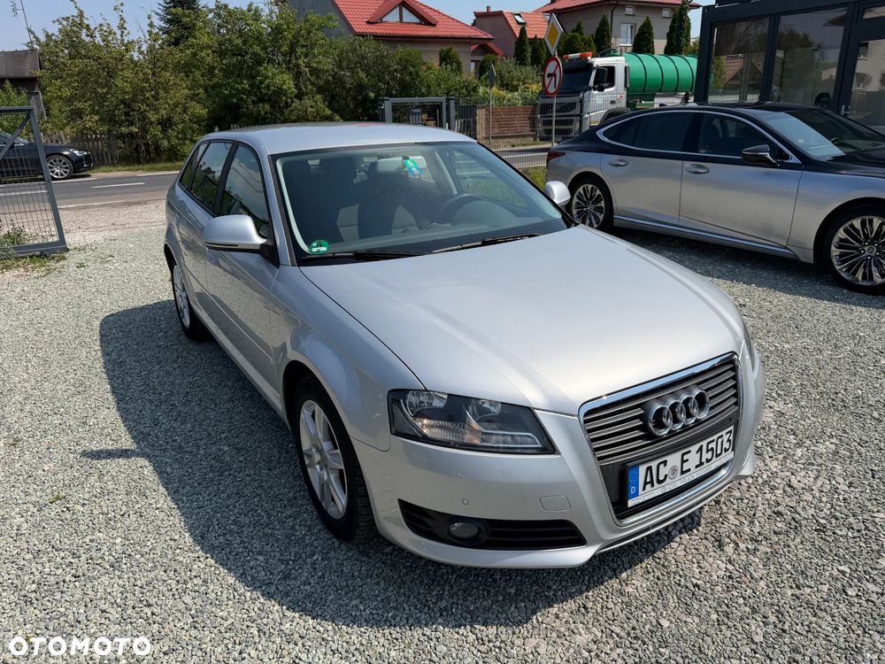 Audi A3 Sportback 1.6 Attraction - 4