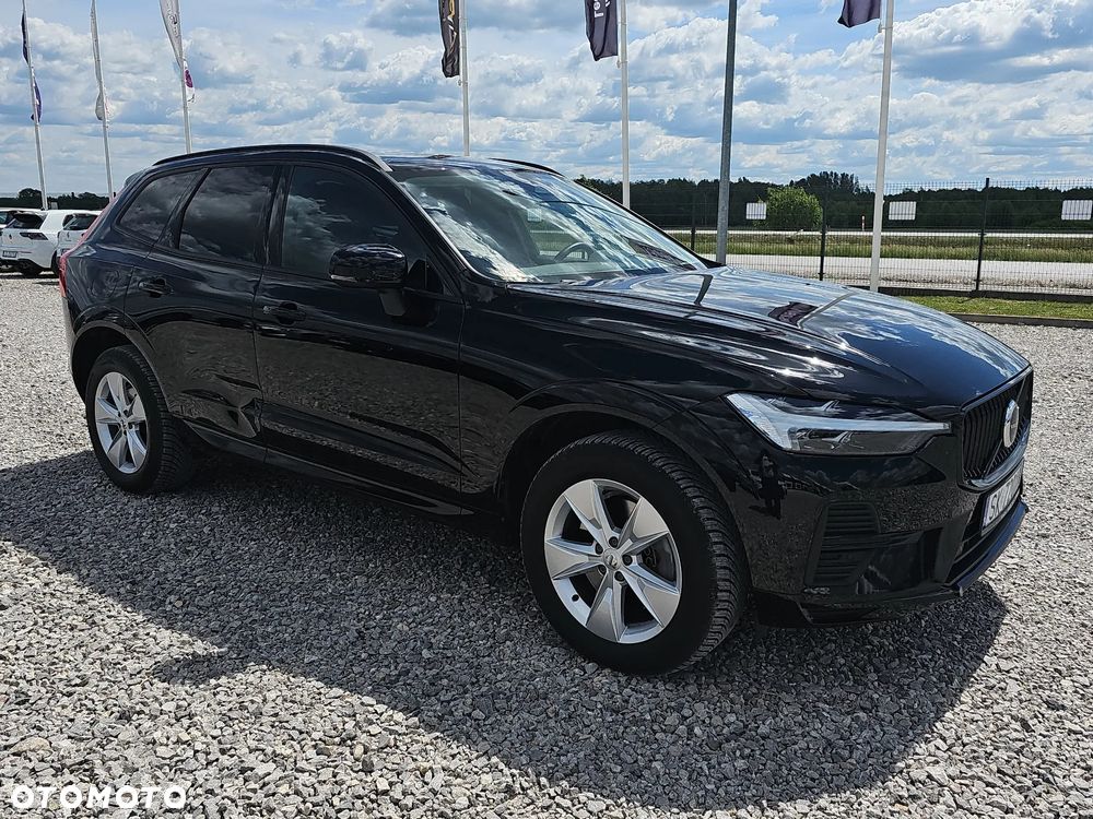 Volvo XC 60 B4 D Essential - 3
