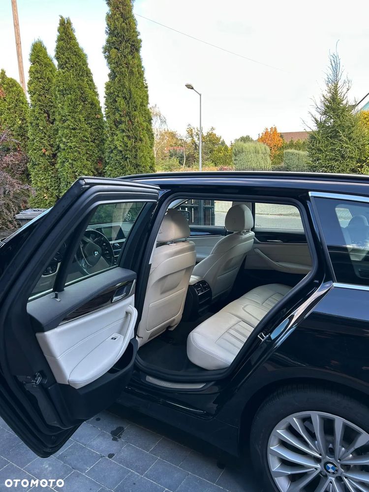 BMW Seria 5 520d xDrive Luxury Line - 18