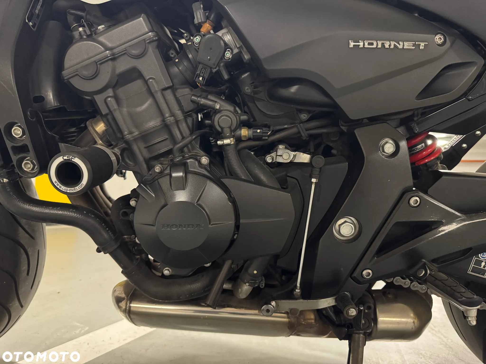 Honda Hornet - 4