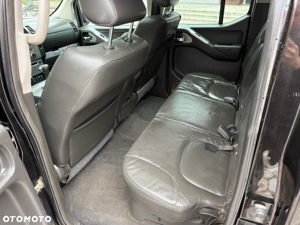 Nissan Navara 2.5 D LE Limited - 6