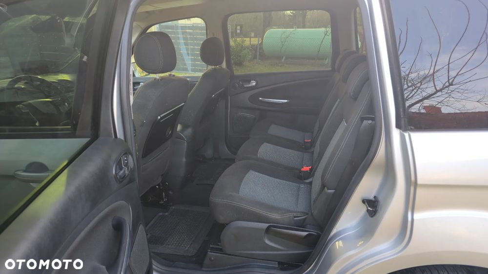 Ford Galaxy 2.0 TDCi Titanium - 12