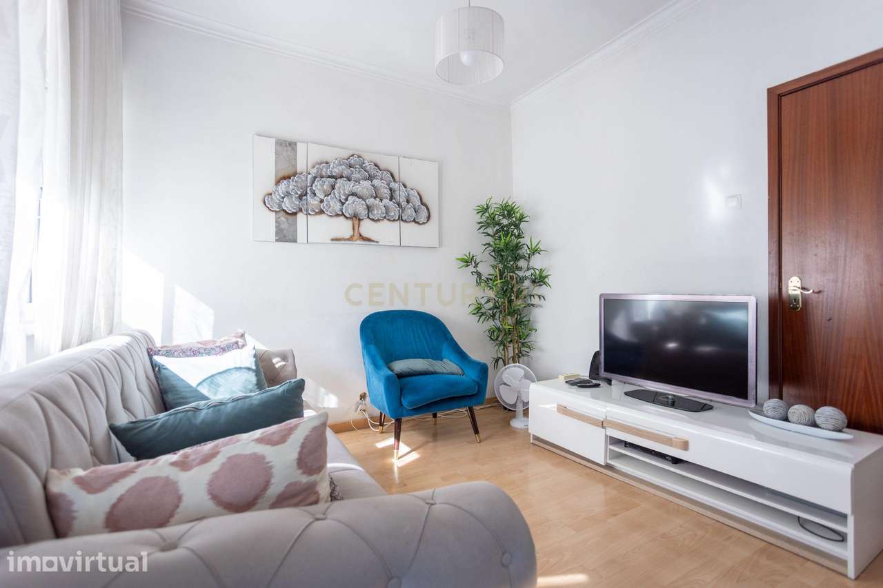 Apartamento T2 em Odivelas - Oportunidade Única! - Grande imagem: 2/17