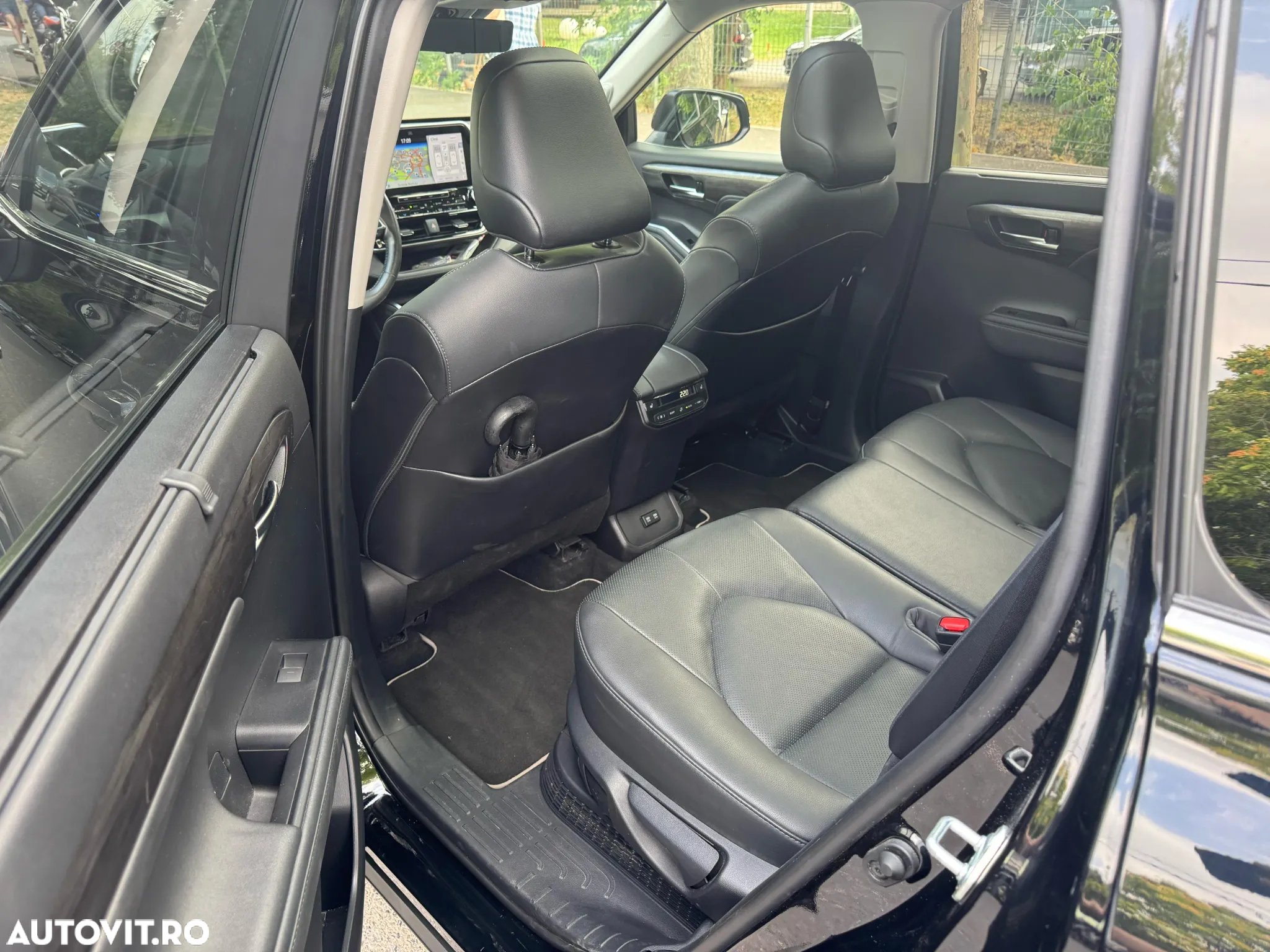Toyota Highlander 2.5 L Hybrid Dynamic Force 248CP Luxury Metallic - 15