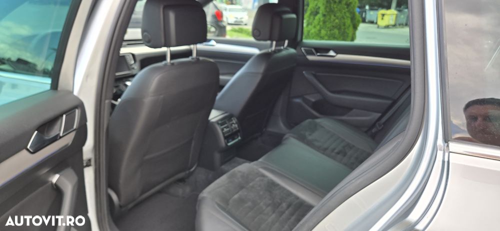 Volkswagen Passat - 5