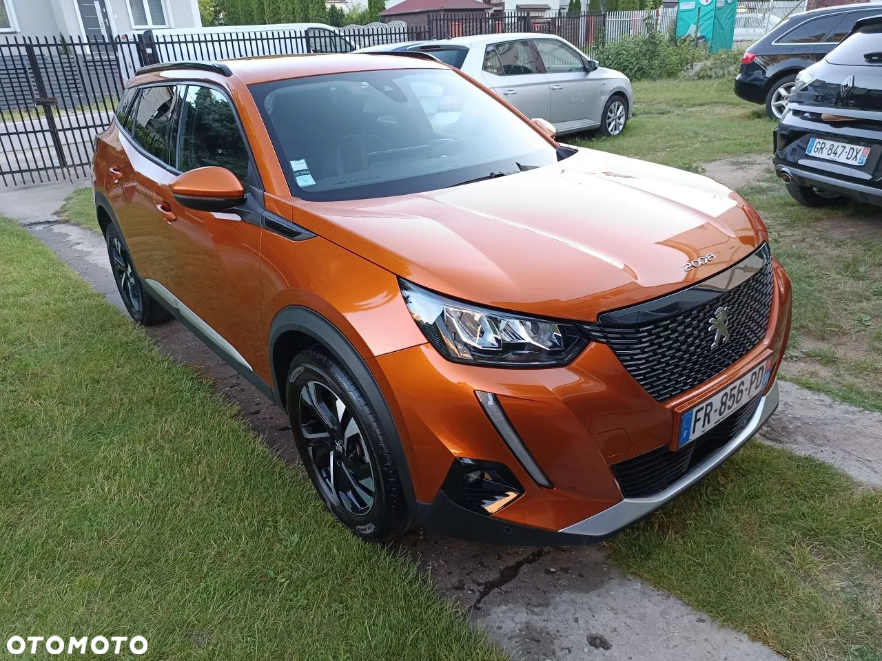 Peugeot 2008 PureTech 130 EAT8 Allure - 3