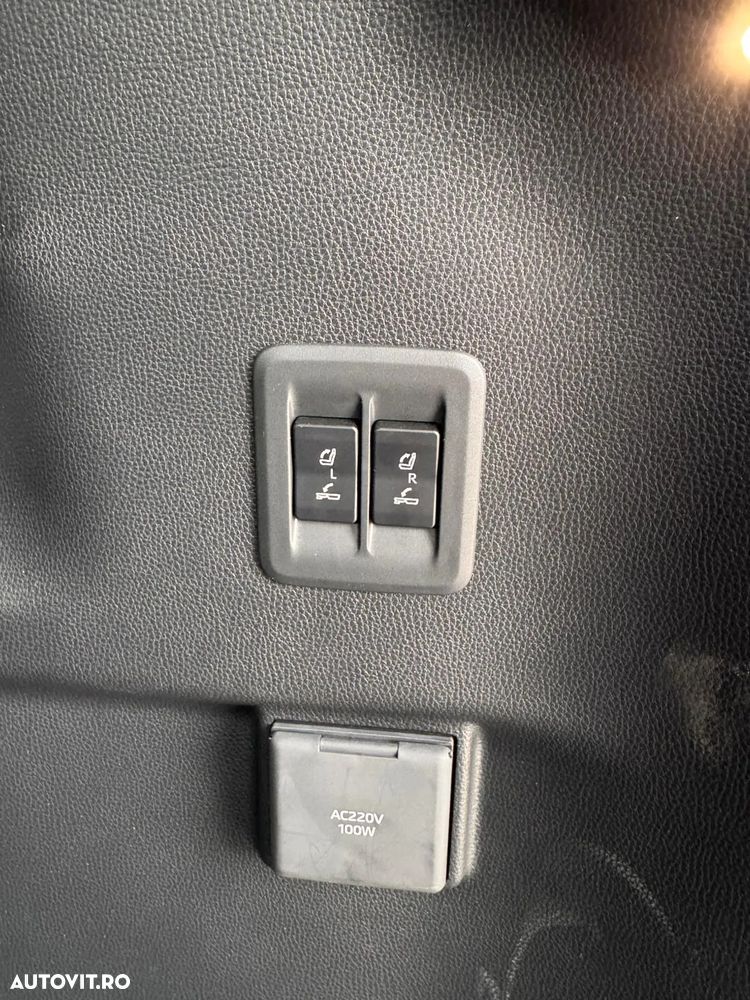 Toyota Land Cruiser 2.8 D-4D Automatik First Edition - 21