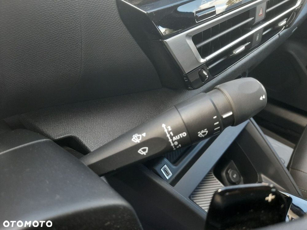 Citroën C4X 1.2 PureTech Plus S&S EAT8 - 16