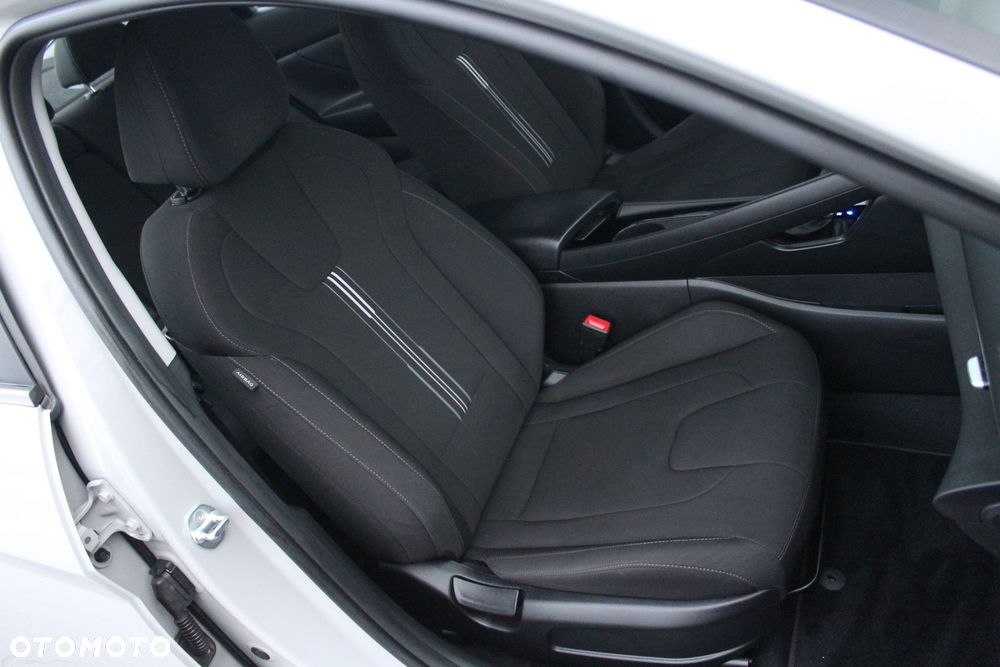 Hyundai Elantra 1.6 Smart CVT - 9