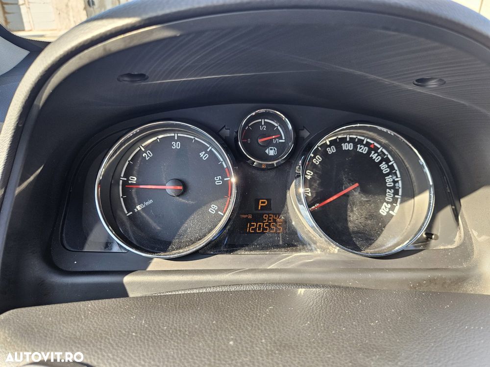 Opel Antara - 1