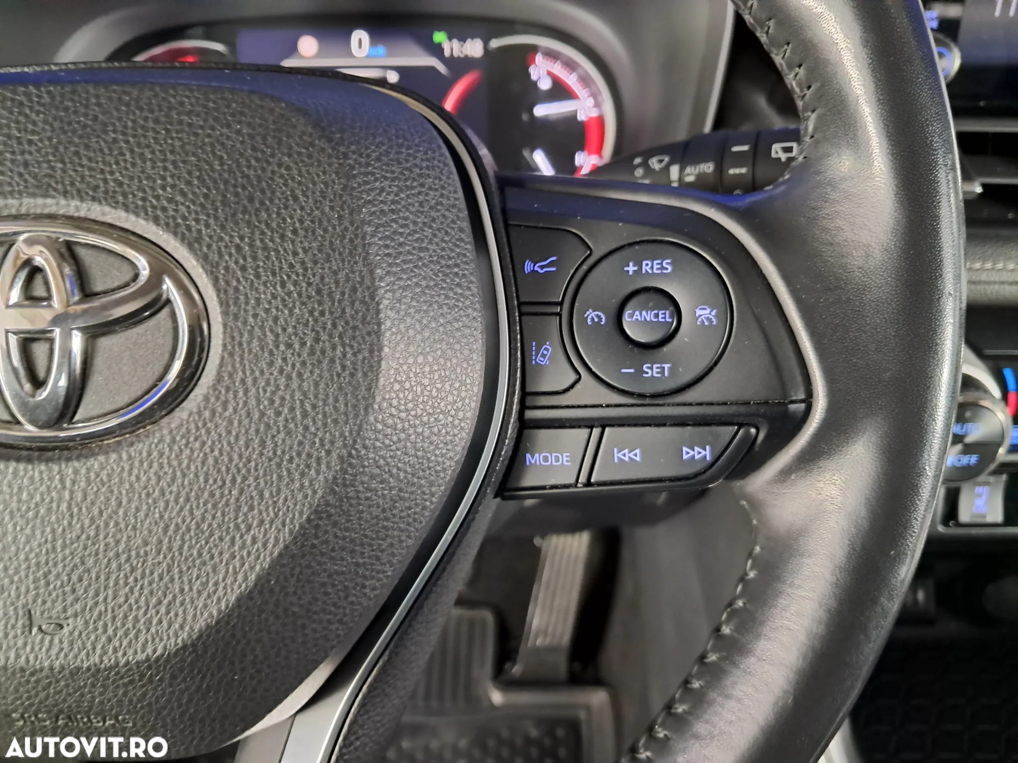 Toyota RAV4 - 13