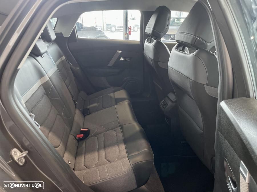 Citroën C4 PureTech 130 Stop&Start FEEL PACK - 28