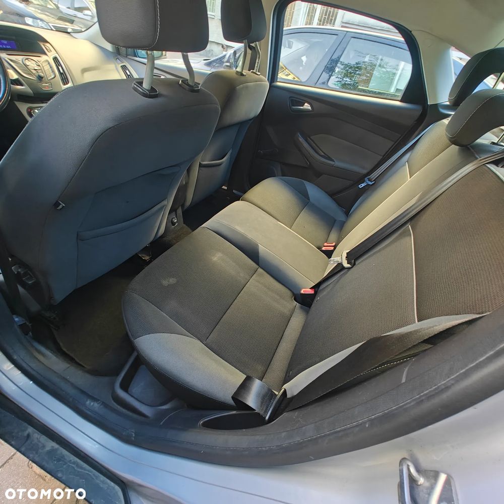 Ford Focus - 21