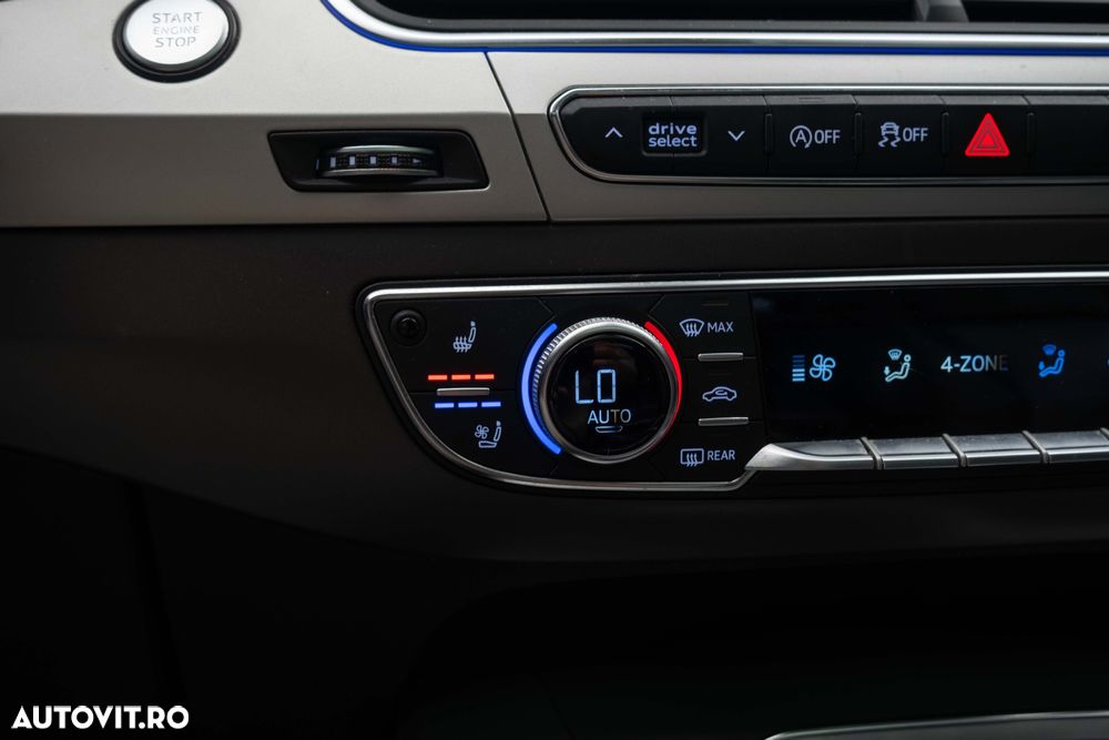 Audi Q7 ver-25t-awd-chequered-flag - 15