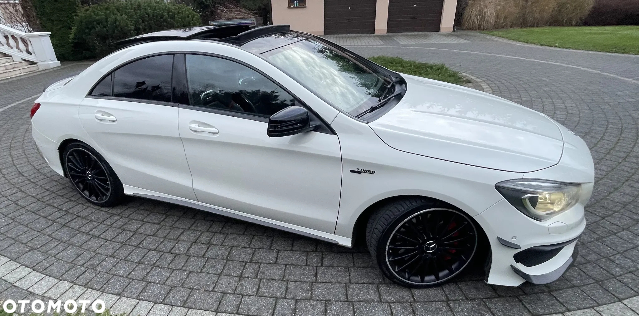 Mercedes-Benz CLA AMG 45 4-Matic - 2