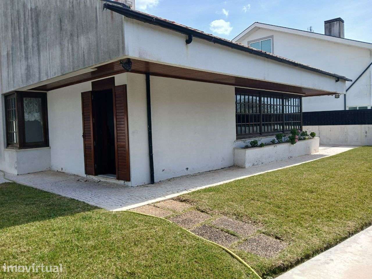 Moradia com jardim e piscina, Francelos- V.N. de Gaia - Grande imagem: 5/22