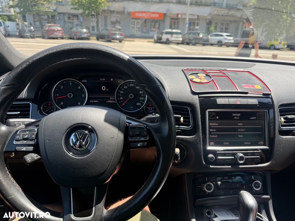 Volkswagen Touareg - 4