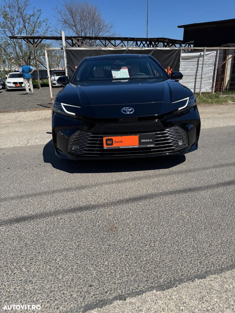 Toyota Camry 2.5 Business - 32