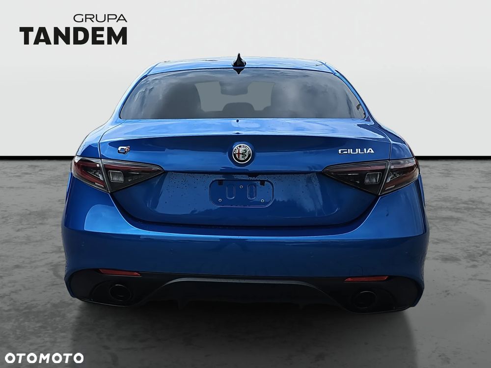Alfa Romeo Giulia 2.0 Turbo Veloce Q4 - 6