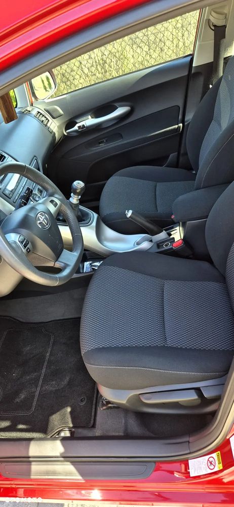 Toyota Auris 1.33 VVT-i Premium - 25