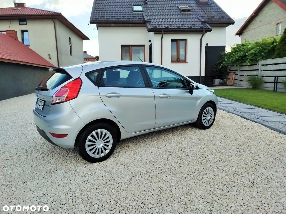 Ford Fiesta - 33