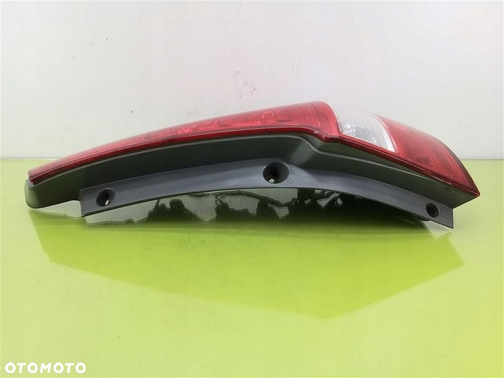 Lampa prawa tylna tył Hyundai I30 I KOMBI 2007-2012 924022R1 ORYGINAŁ - 2