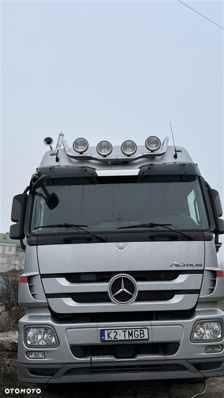 Mercedes-Benz ACTROS - 12