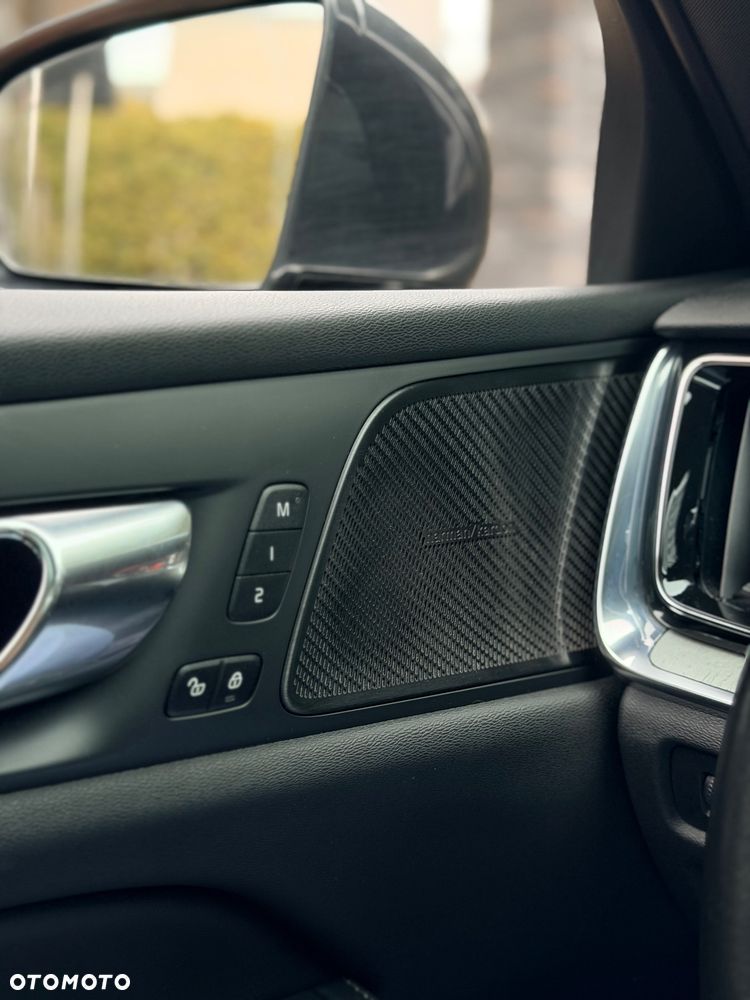 Volvo V60 T8 AWD Twin Engine Geartronic Inscription - 19