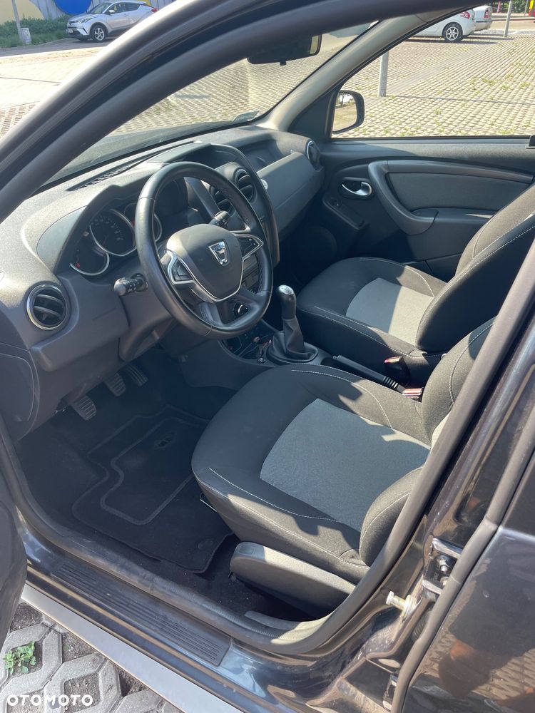 Dacia Duster 1.6 SCe Outdoor S&S - 10