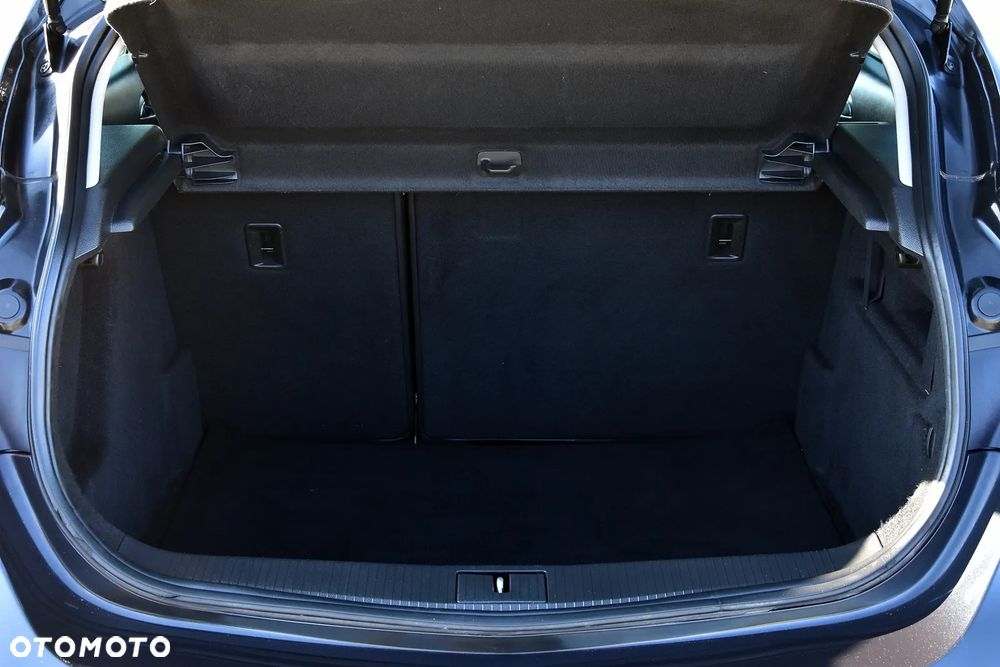 Opel Astra 1.4 T Cosmo EU6 - 30