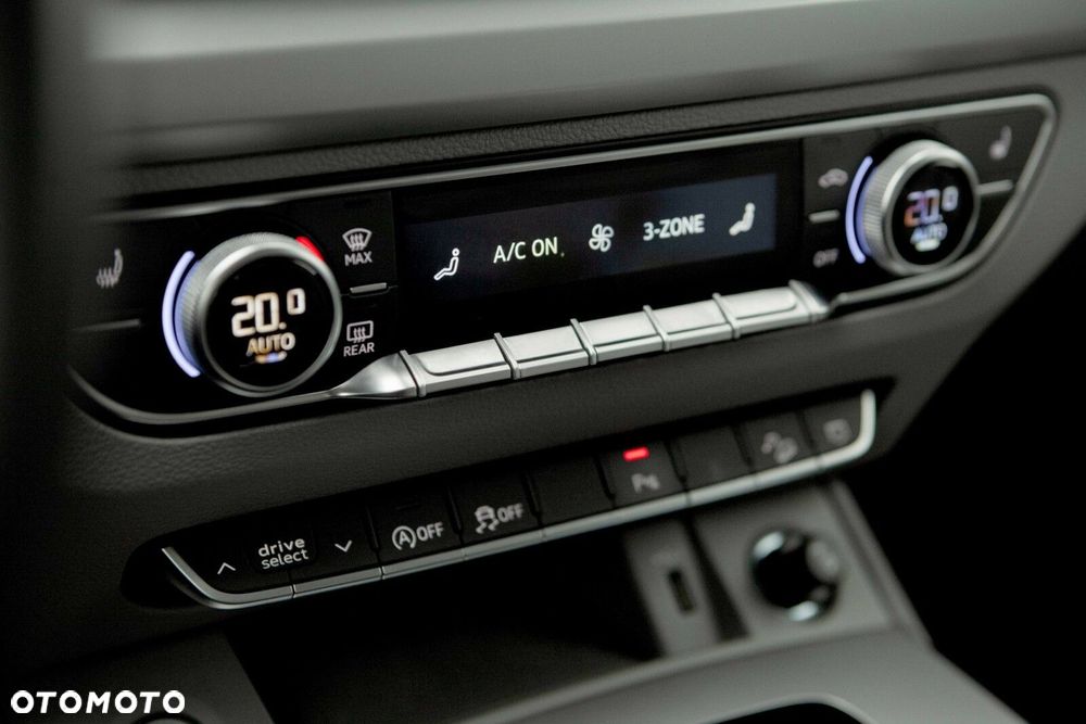 Audi Q5 Sportback - 32