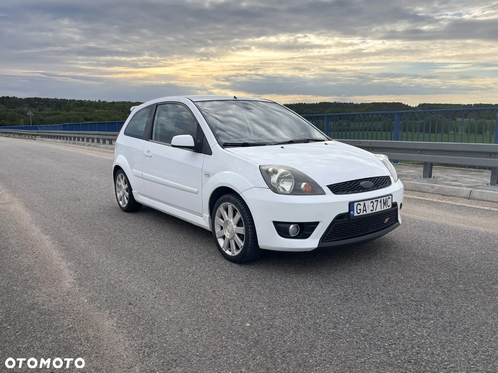 Ford Fiesta - 1