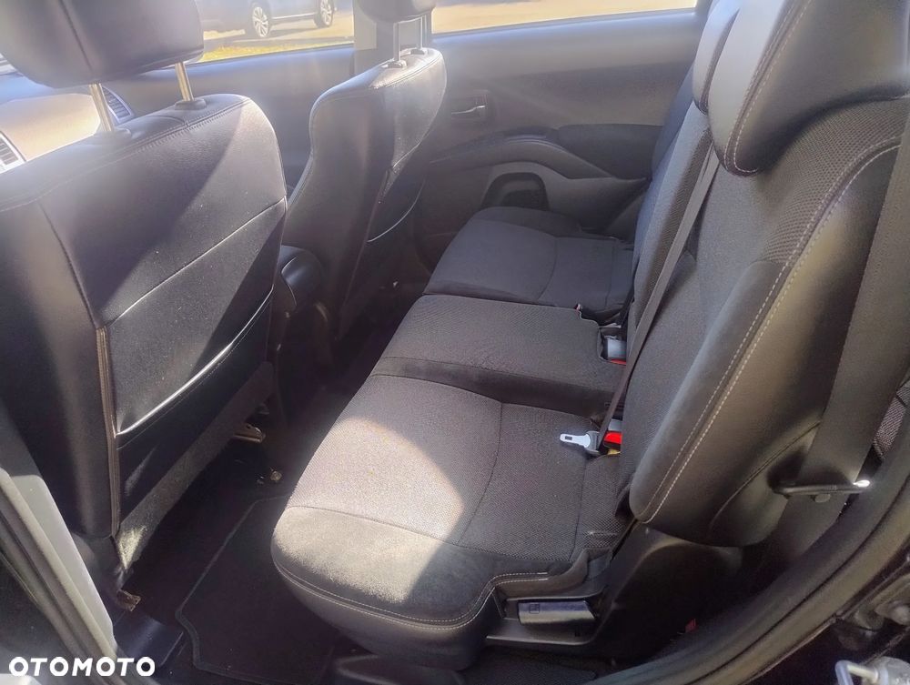 Peugeot 4007 HDI FAP 7-Sitzer Active - 12