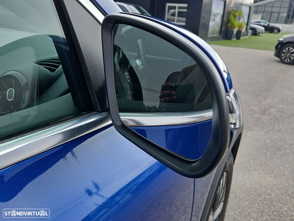 Mercedes-Benz GLA 180 d Progressive - 18