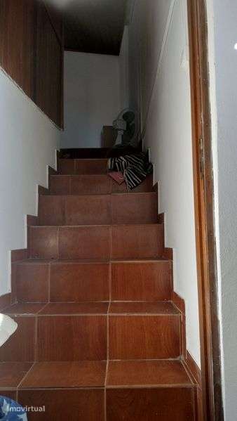 Vende se casa em Pataias - Grande imagem: 4/11