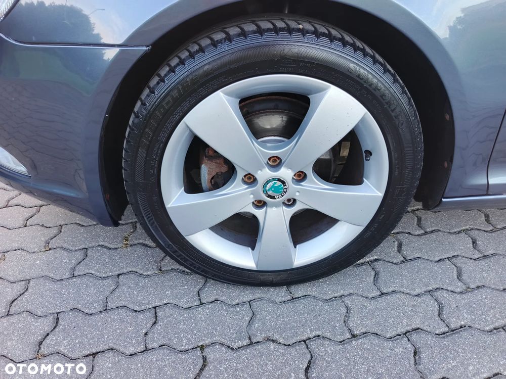 Skoda Octavia 1.4 TSI IMPULS EDITION - 28