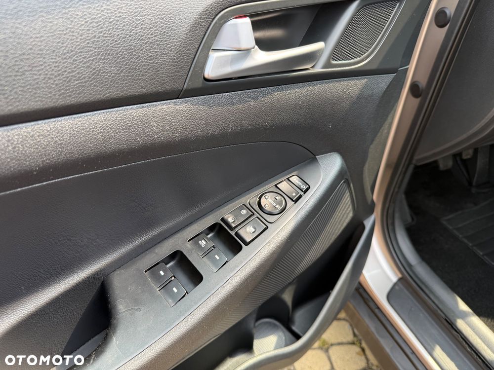 Hyundai Tucson blue 1.6 GDi 2WD Trend - 16