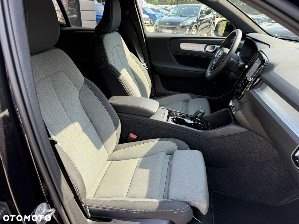 Volvo XC 40 - 26