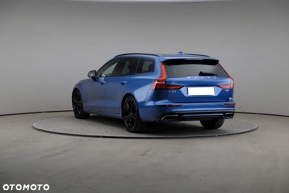Volvo V60 B4 D R-Design - 29