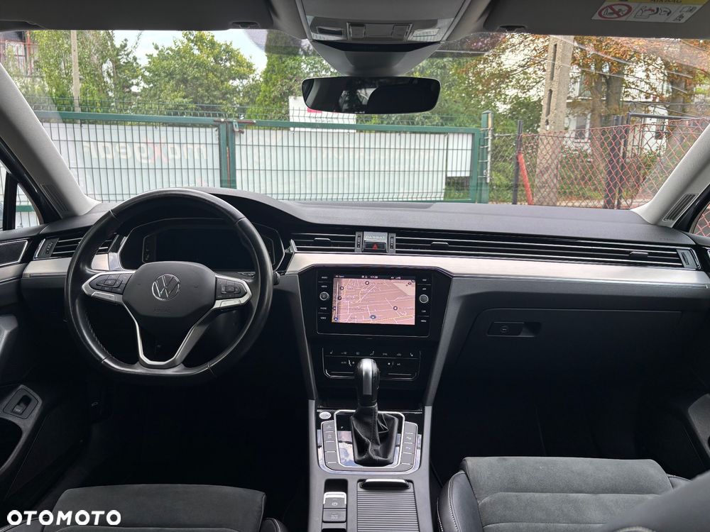 Volkswagen Passat 2.0 TDI EVO Elegance DSG - 20