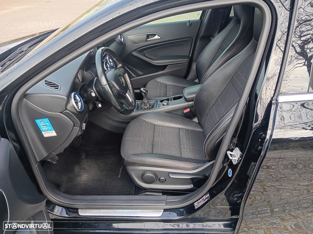Mercedes-Benz A 180 CDI (BlueEFFICIENCY) Urban - 11
