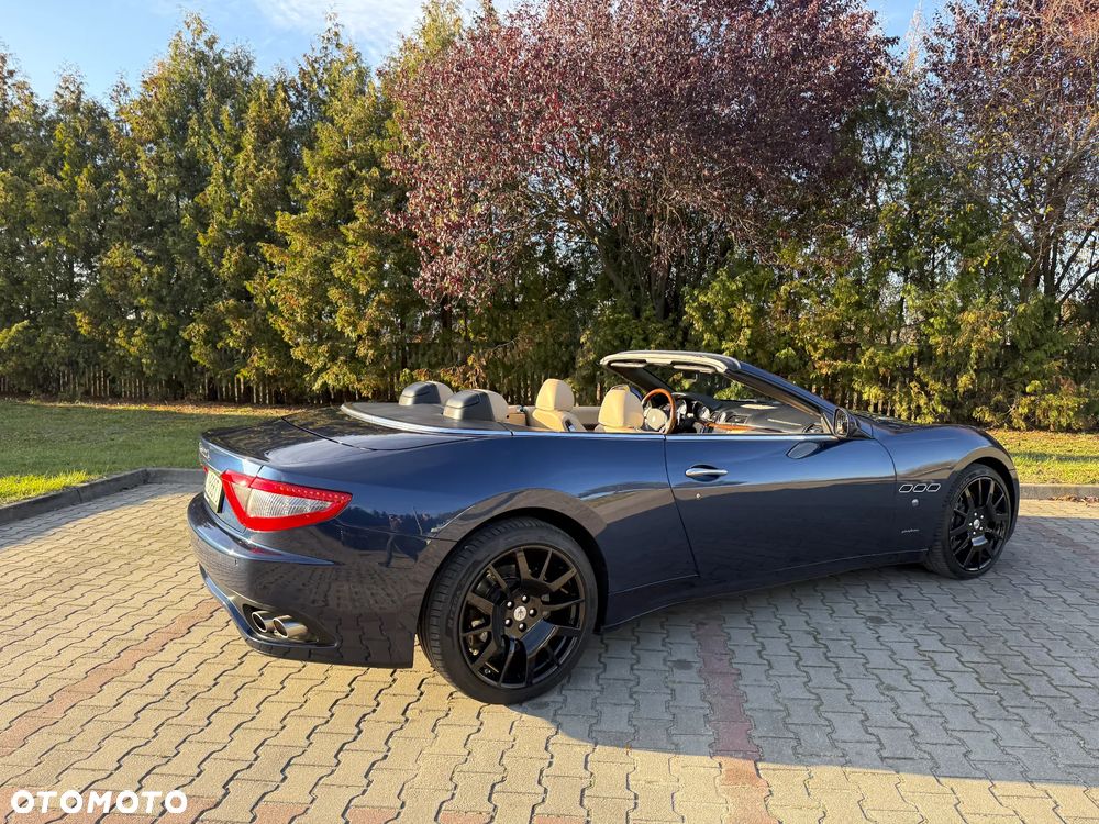 Maserati GranCabrio Standard - 5