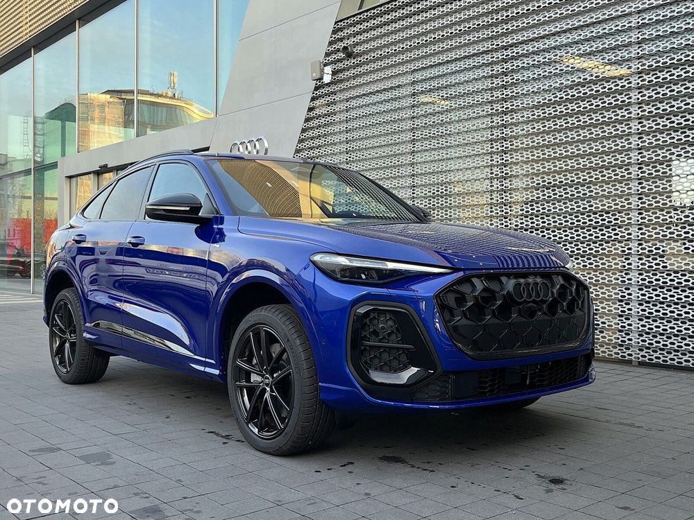 Audi Q5 Sportback - 3
